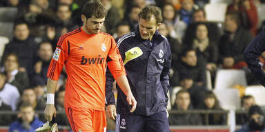 Mittelhandbruch bei Iker Casillas