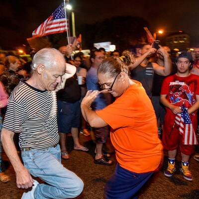 Exil-Kubaner feiern Fidel Castros Tod