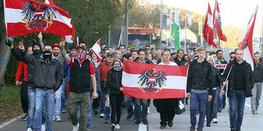 Eine Demo in Spielfeld genehmigt