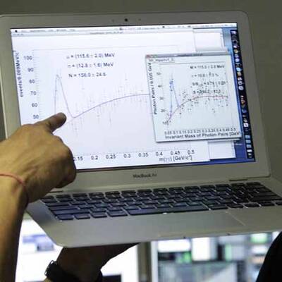 Urknall-Experiment gelungen