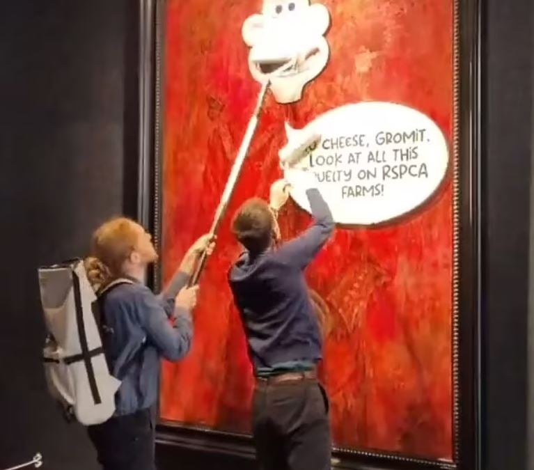 Vandalen attackieren König Charles III. in Londoner Galerie