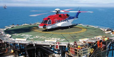 Patient stürzt aus Rettungs-Heli - tot