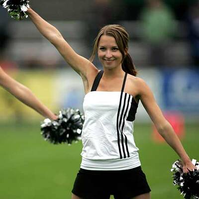 Cheerleader