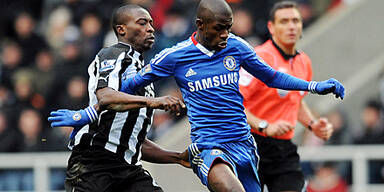 Chelsea verschenkt Tabellenf&uuml;hrung