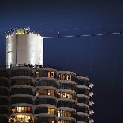 Irrer Drahtseilakt über Chicago