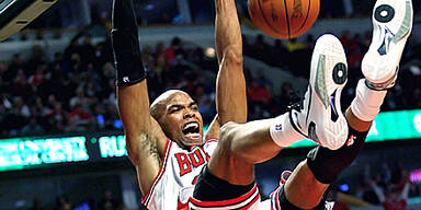 Chicago Bulls st&uuml;rmen in zweite Runde