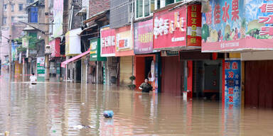 26 Tote bei schweren Stürmen