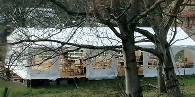 Polizei sprengt Gartenfeste von Corona-Leugnern