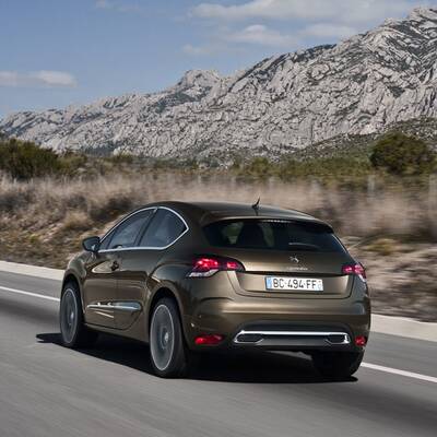 Zweiter Akt der DS-Linie