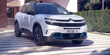 Citroen C5 Aircross Plug-in-Hybrid startet