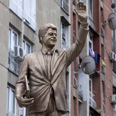 Bill Clinton als Denkmal