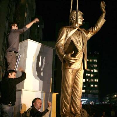 Bill Clinton als Denkmal