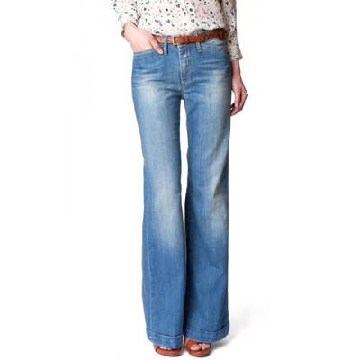 Schlaghosen sind wieder in