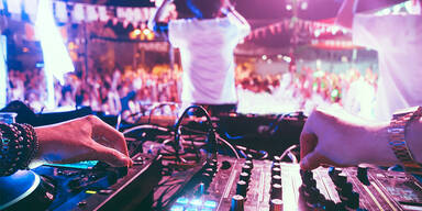 Gastronomie: Konsumation nur noch im Sitzen