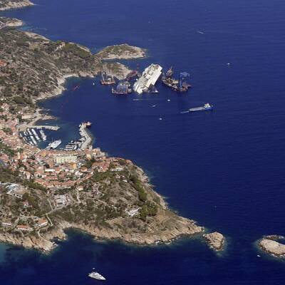 Spektakuläre Fotos der Costa Concordia