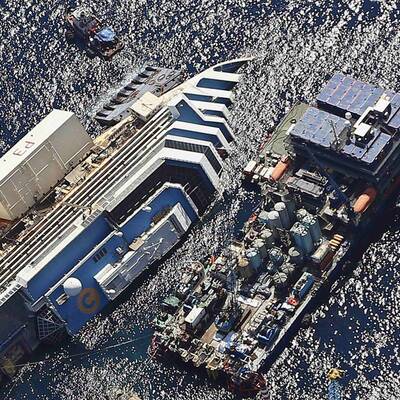 Spektakuläre Fotos der Costa Concordia