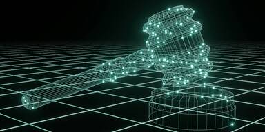 Kommt der "gl&auml;serne Sch&uuml;ler", der Digitalzwang bei Sch&uuml;lerausweisen?