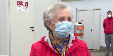 Container | Checkbox-Patientin im Interview