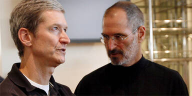 Tim Cook Steve Jobs