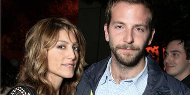 Bradley Cooper, Jennifer Esposito