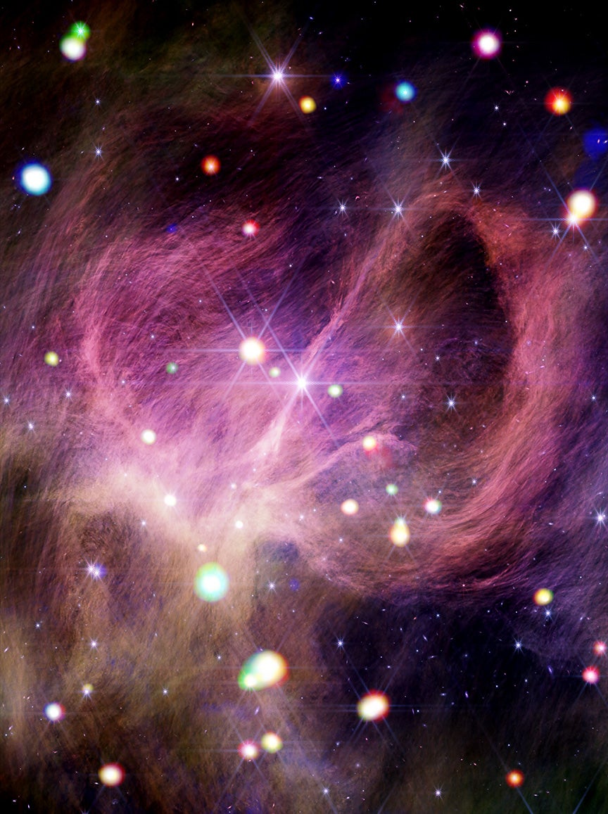 IC 348 – ein weiterer Ort, an dem junge Sterne entstehen. Er ist bekannt für seine leuchtenden Nebel. 