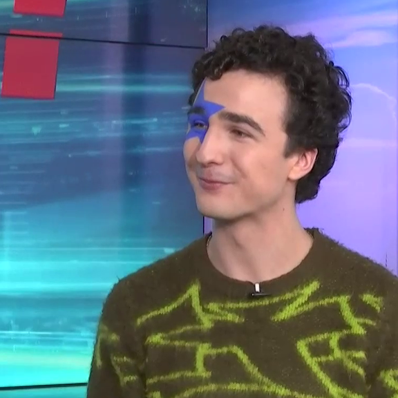 Extreme Hasswelle: ESC-Star Cosmo im Interview