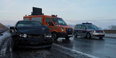 Westautobahn nach Unfallserie gesperrt 