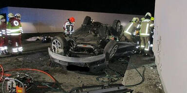 Zwei Tote und ein Schwerverletzter bei Horror-Crash in Klagenfurt