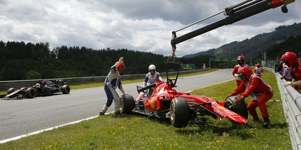 Formel-1: Crash beim Spielberg-Start
