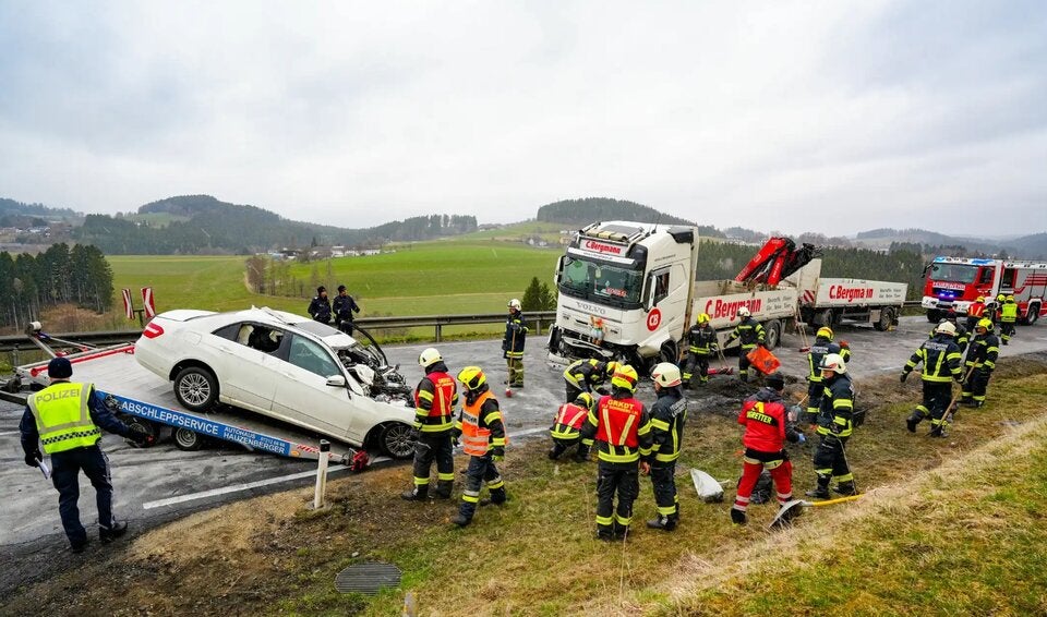 Notarzt B126 bei Zwettl an der Rodl