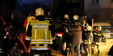 4 Verletzte bei schwerem Crash 