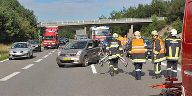 Baby bei Crash auf der A21 verletzt