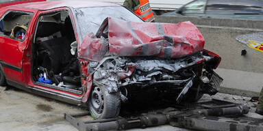 Serienunfall auf A1: 15 km Stau