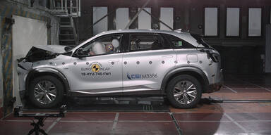 Brennstoffzellen-Auto im Crashtest