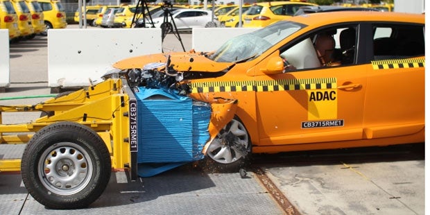 Neuer Crashtest deckt Mängel auf
