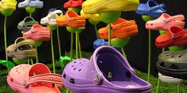 crocs