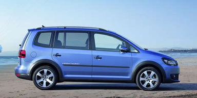 Nun bringt VW den neuen CrossTouran