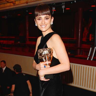 Stars im Regen: Jolie, Pitt & Co bei BAFTAs