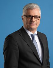 Regeln für Fremde in der NÖ-Grundversorgung verschärft