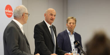 Dörfel bei der Pressekonferenz am Montag.