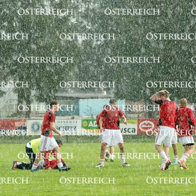 Blitzeinschlag auf Kärntner Sportplatz