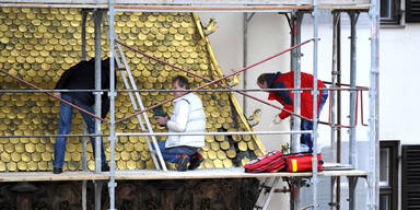 Diebe klauten Schindel vom Goldenen Dachl