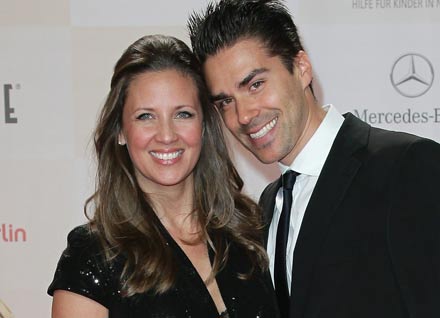 Dana Schweiger mit feschem Begleiter