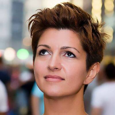 Team Stronach, 12. Jessi Lintl