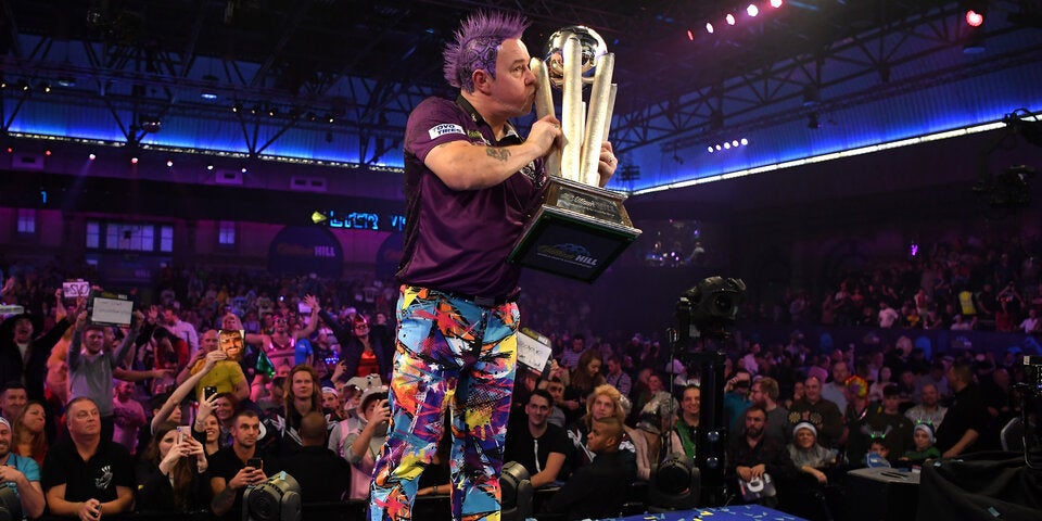 Peter Wright will seinen Weltmeistertitel vom Vorjahr verteidigen.