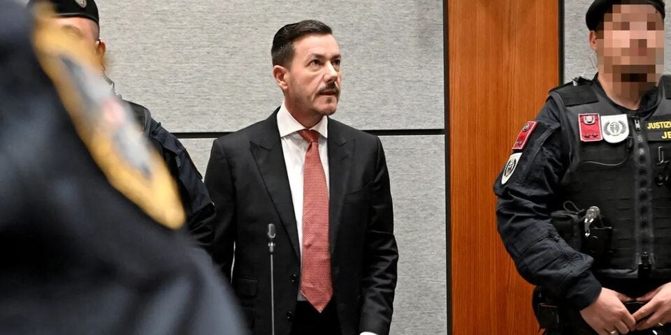 Erster Tag im Eiltempo: Benko bekennt sich NICHT schuldig