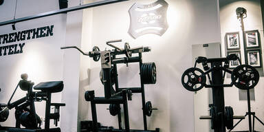 &Uuml;ber 3.000 m&sup2; Kraftsport auf h&ouml;chstem Niveau &ndash; Willkommen im &bdquo;Disneyland des Kraftsports&ldquo;