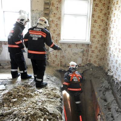 Zimmerdecke in Wien eingestürzt