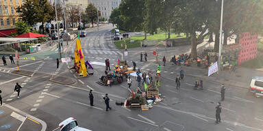 Polizei-Bilanz nach Blockade: 20 Klima-Rebellen festgenommen