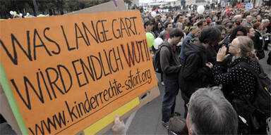 Tausende bei Demo "Machen wir uns stark"